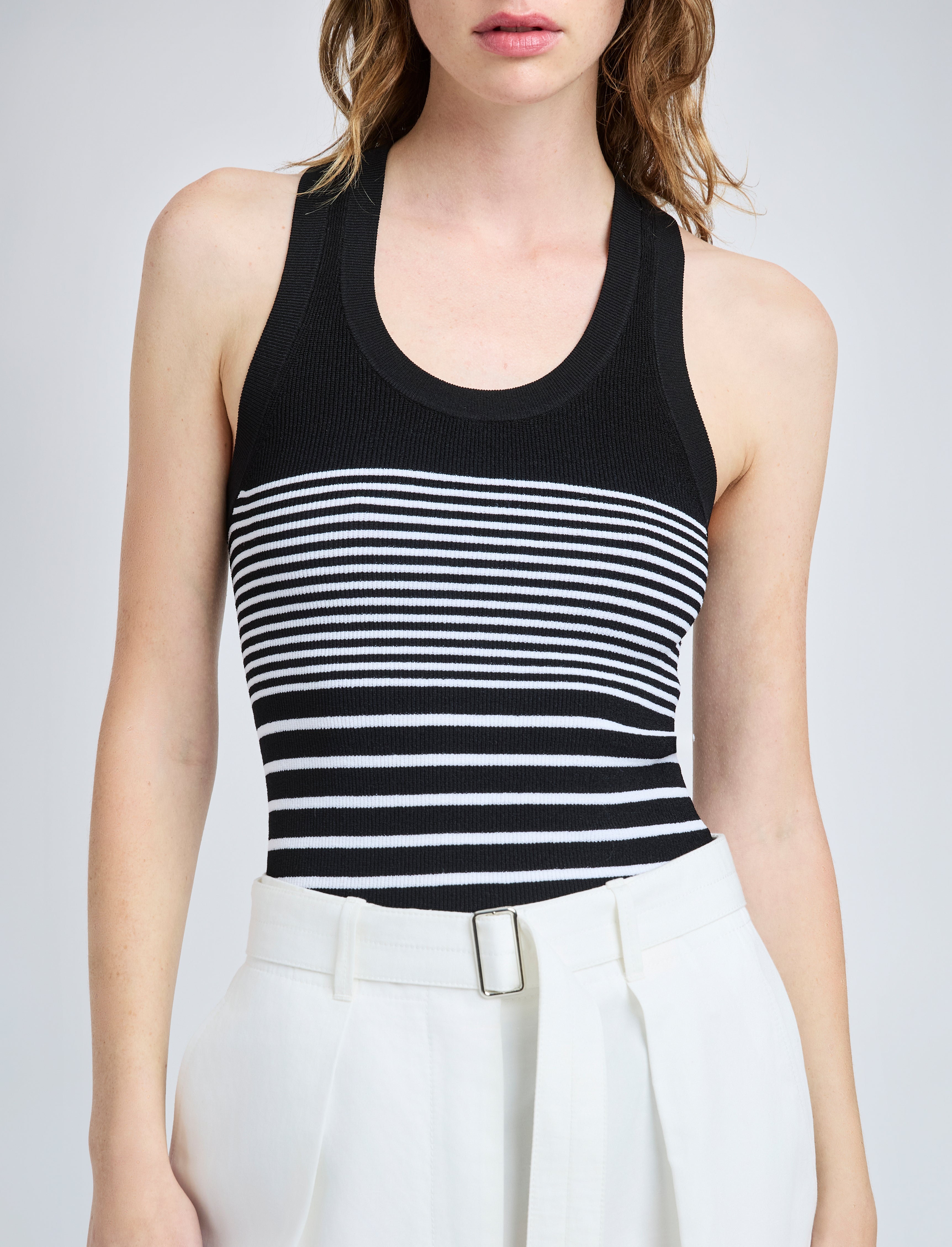 Roberts Top in Matte Viscose Rib - 6