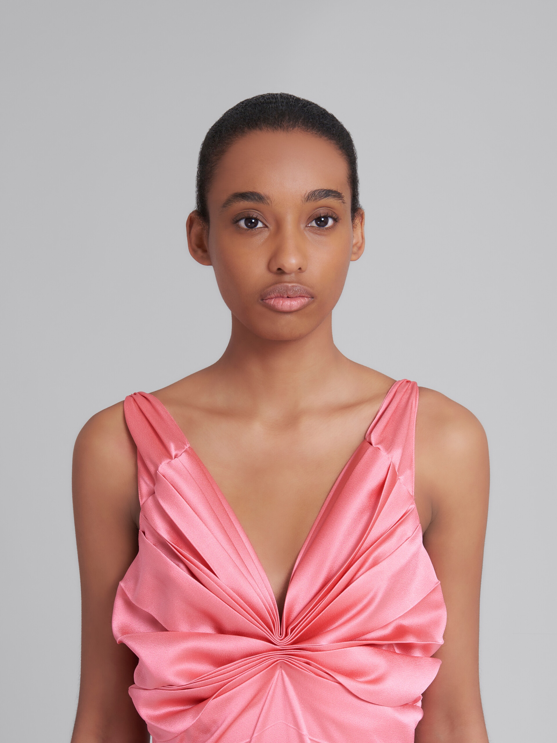 DRAPED LONG DRESS IN PINK CRÊPE SATIN - 4