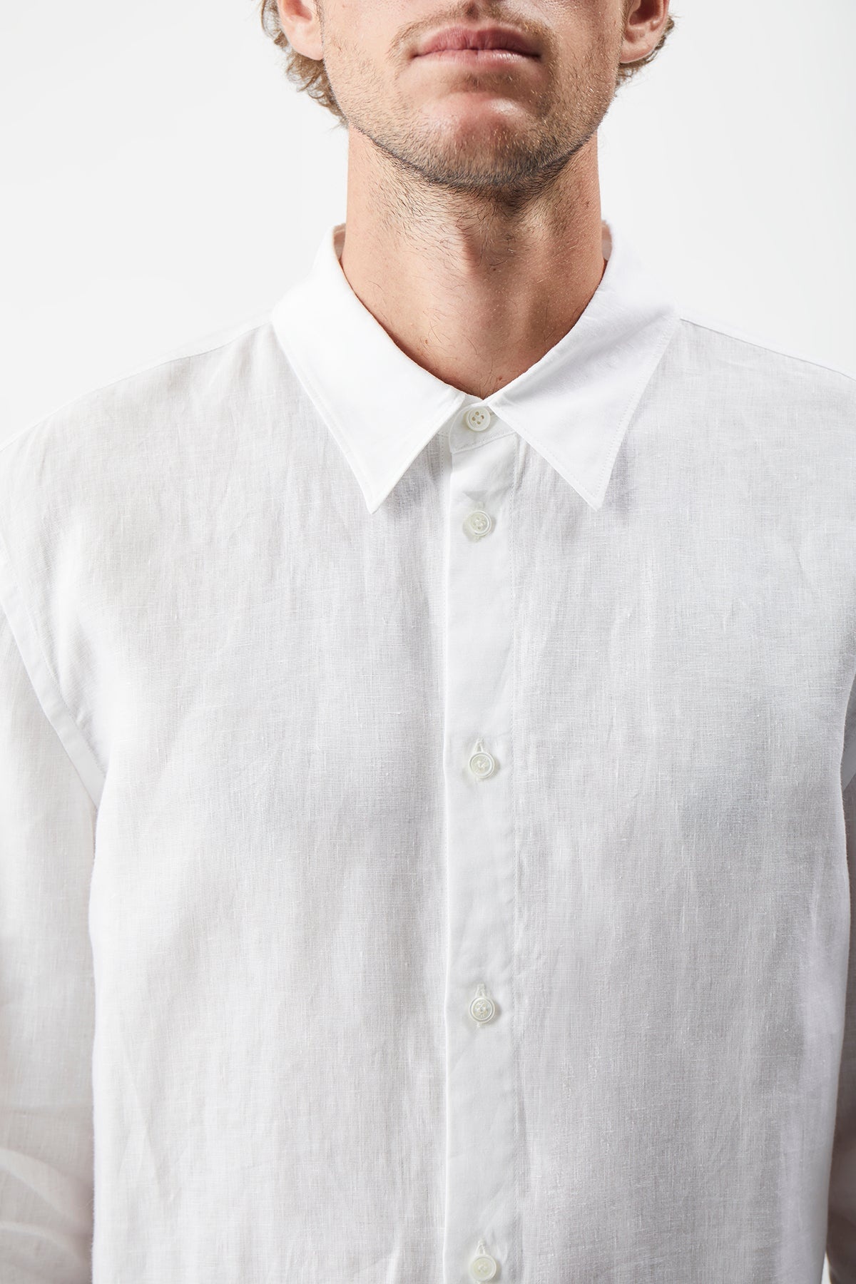 Quevedo Shirt in White Linen - 5