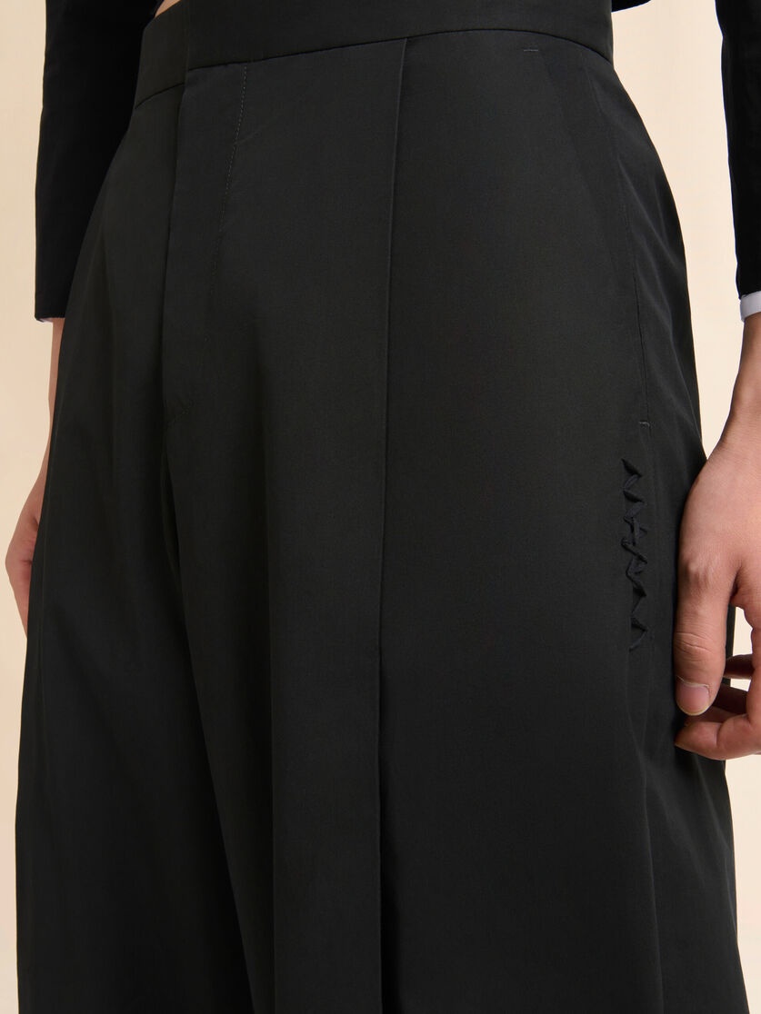 PALE PEACH POPLIN TROUSERS WITH MAXI PLEATS - 4