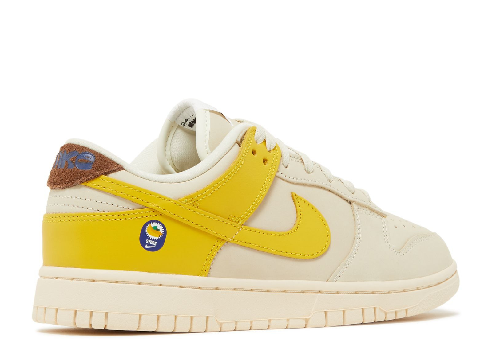 WMNS DUNK LOW LX 'BANANA' - 3