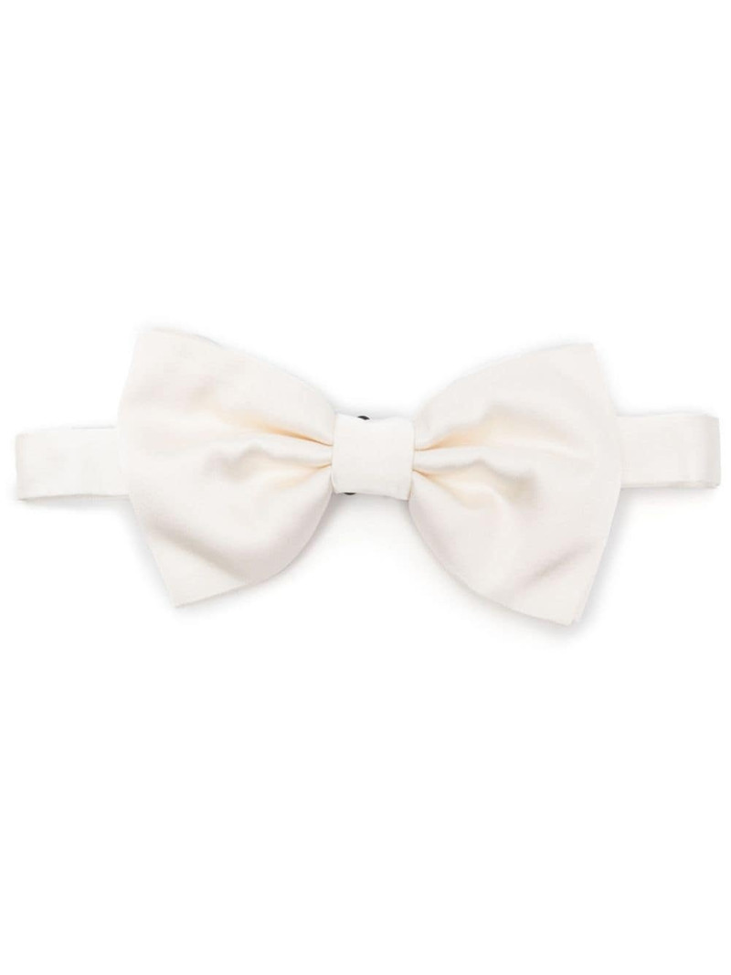 silk bow tie 1