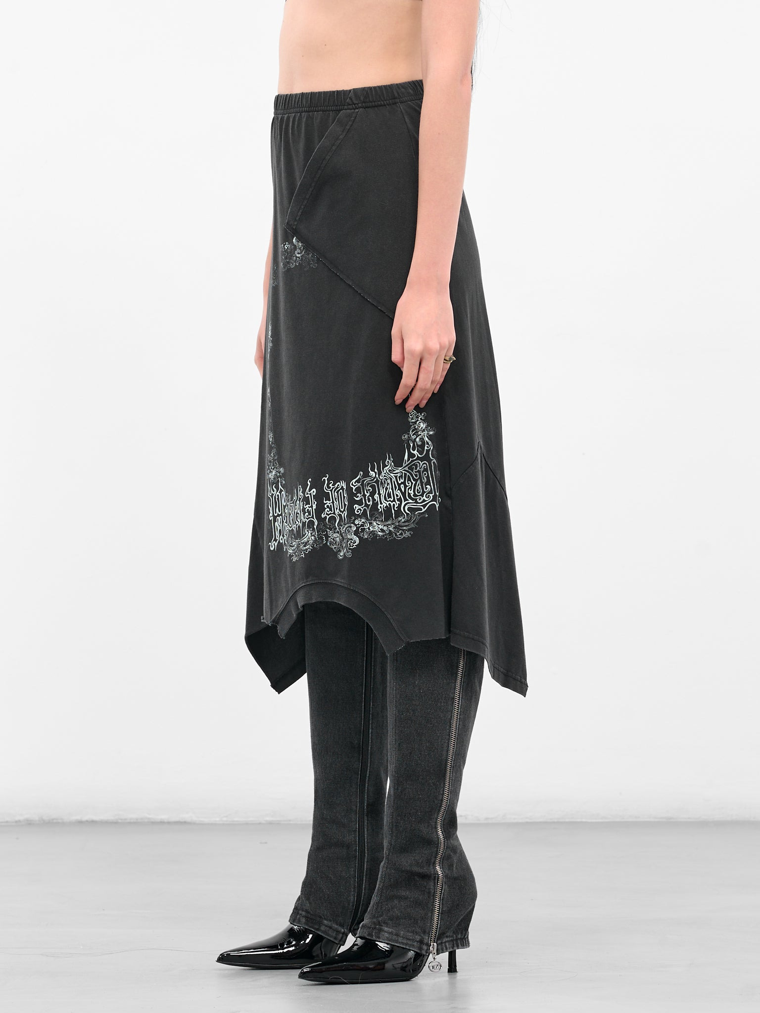 Black Deconstructed Graphic T-Shirt Skirt - 2
