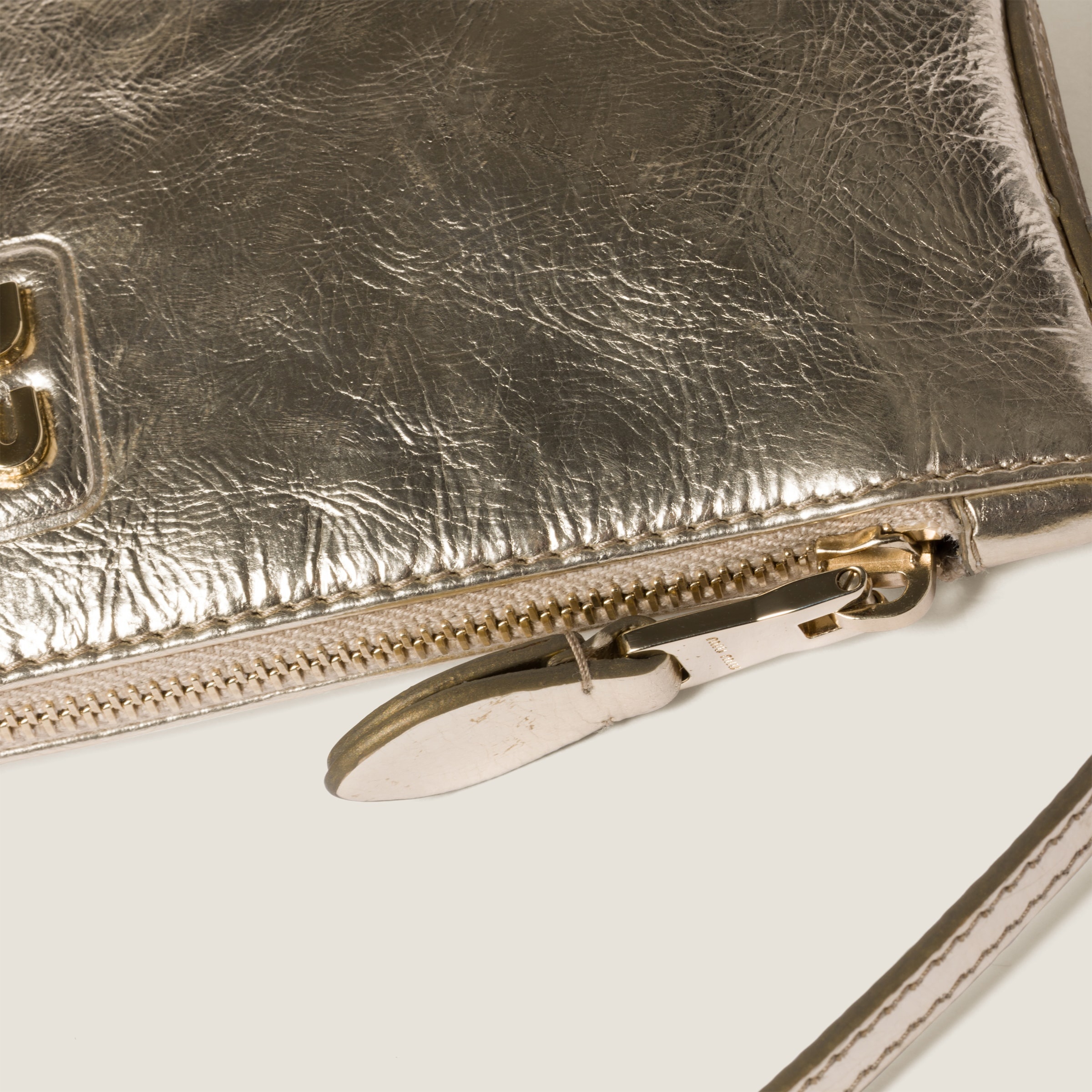 Laminated nappa mini pouch - 4