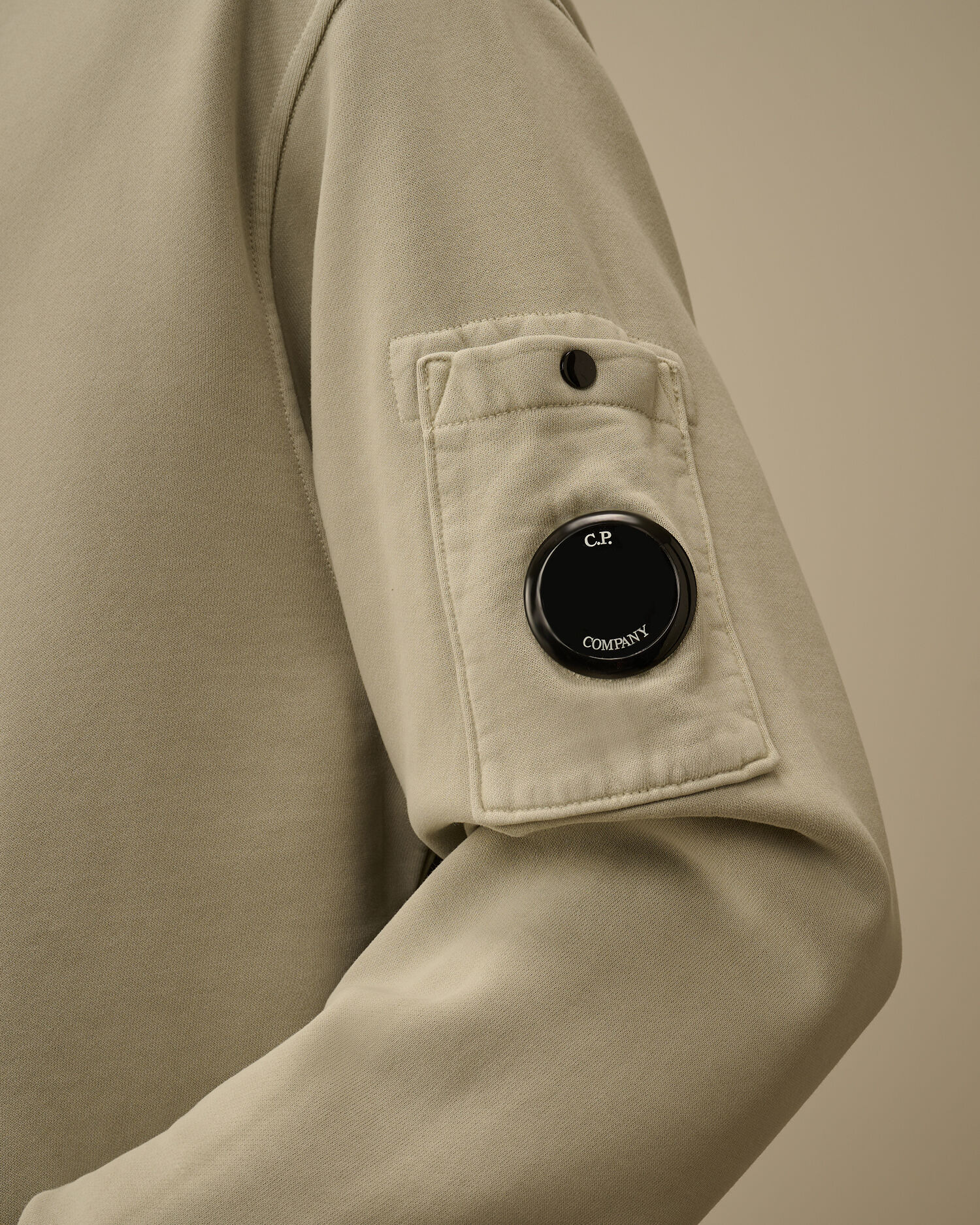 Brushed and Emerized Diagonal Fleece Hooded Lens Sweatshirt - 5