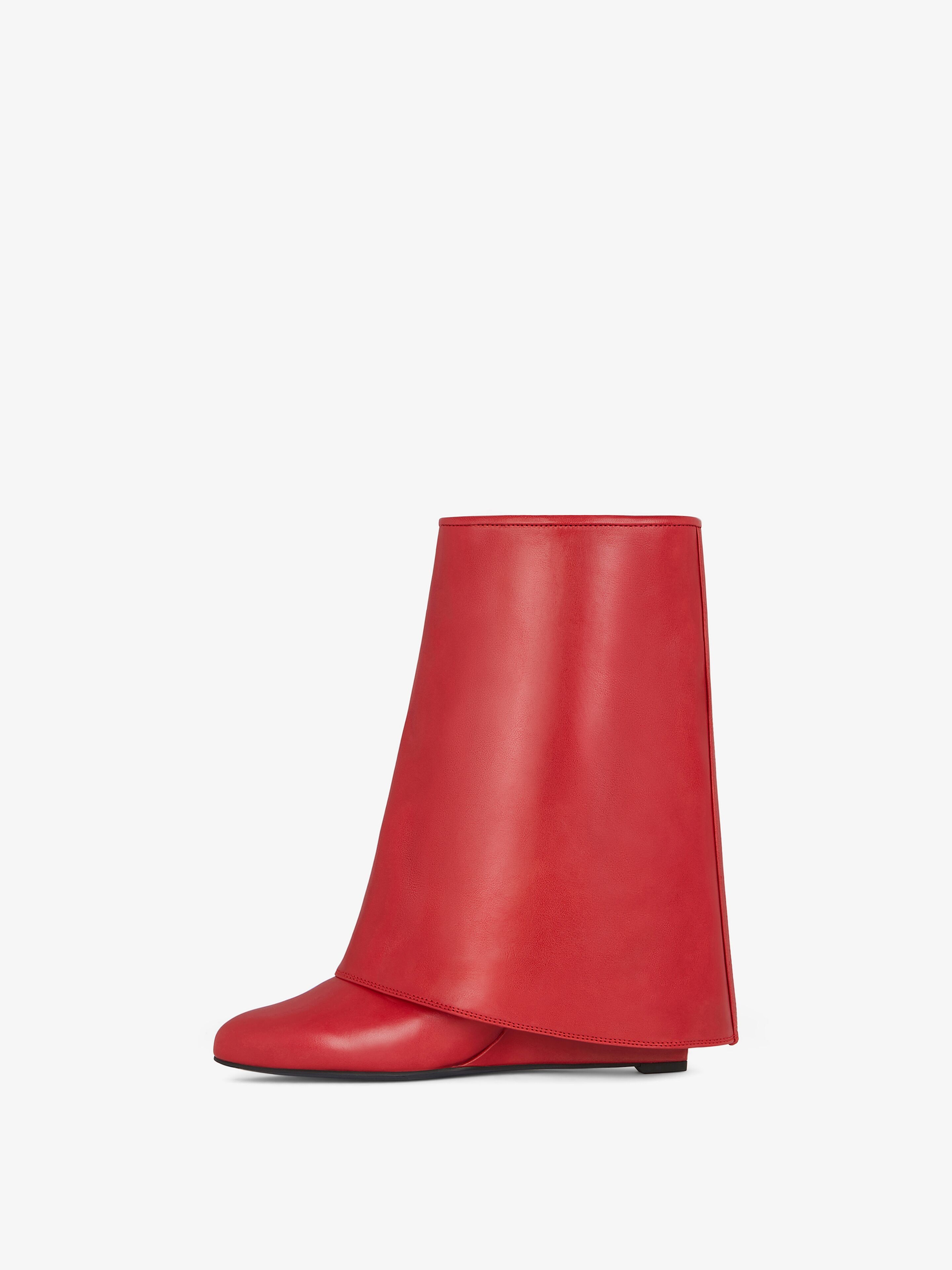 SHARK LOCK BUCKLES ANKLE BOOTS IN LEATHER - 4