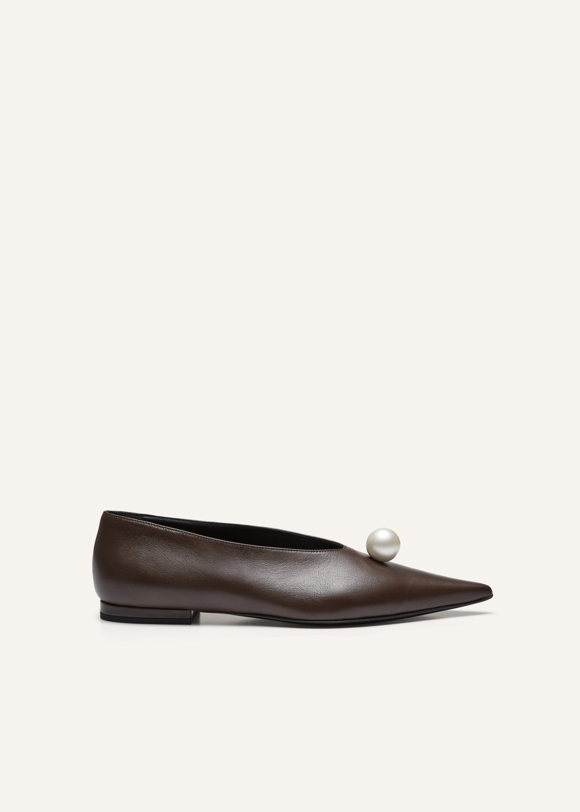 Pointed pearl ballet flats in brown leather - 1
