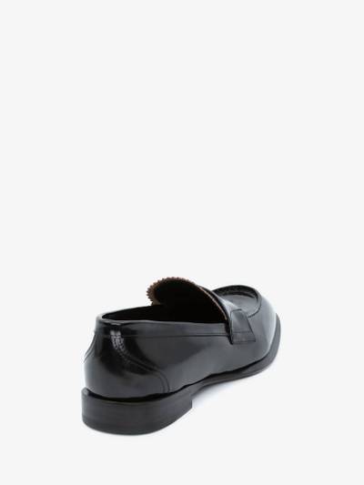 Alexander McQueen Seal Logo Loafer in Black/silver outlook