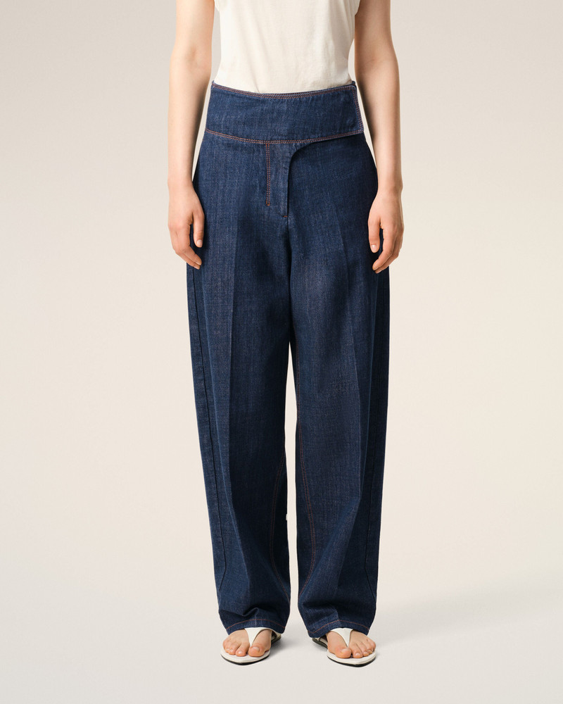 BLUE COTTON WRAPPED BELTED BALLON FIT JEANS 3