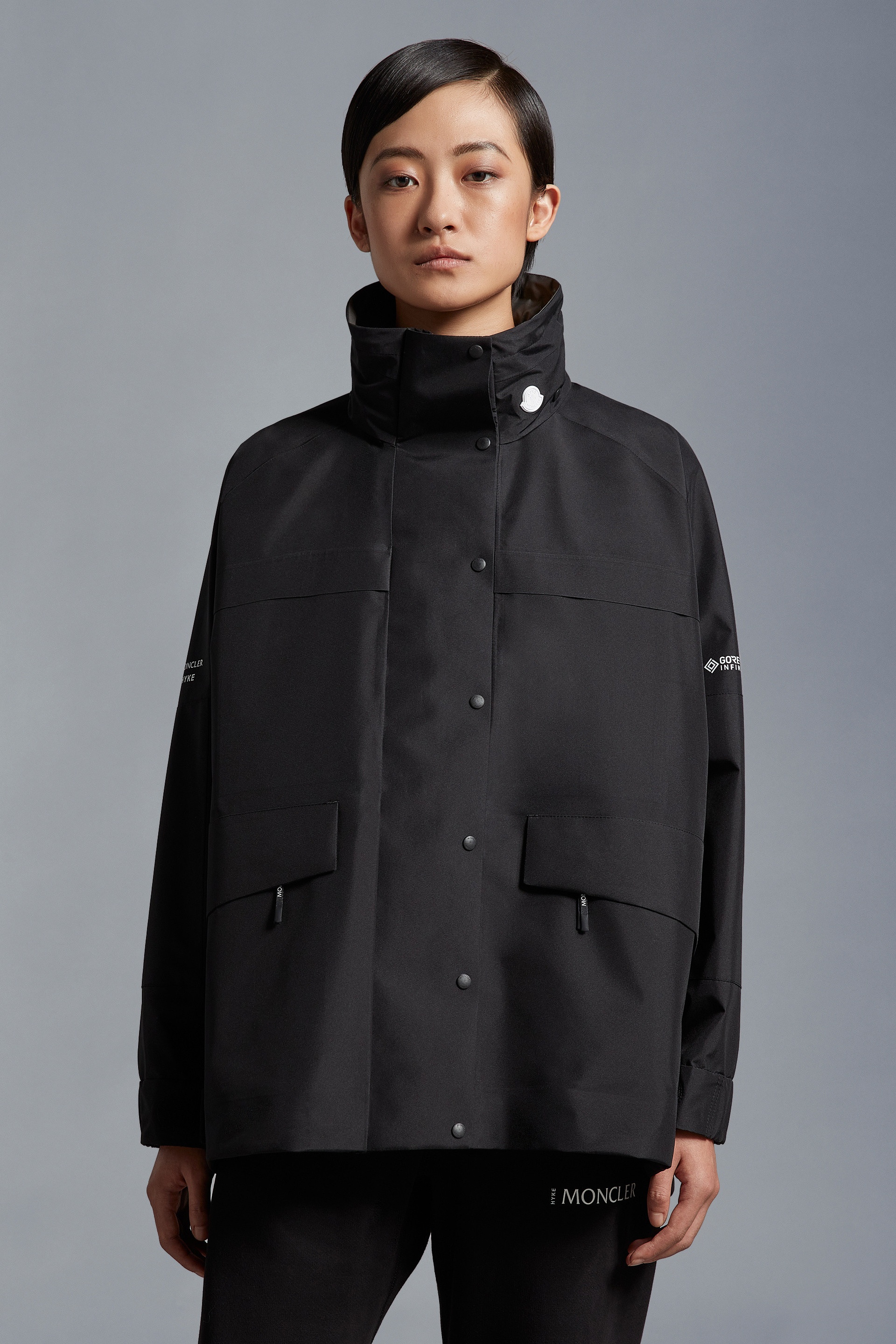 MONCLER HYKE RHONESTOCKIS 00 ジャケット（Moncler 4 Moncler HYKE 