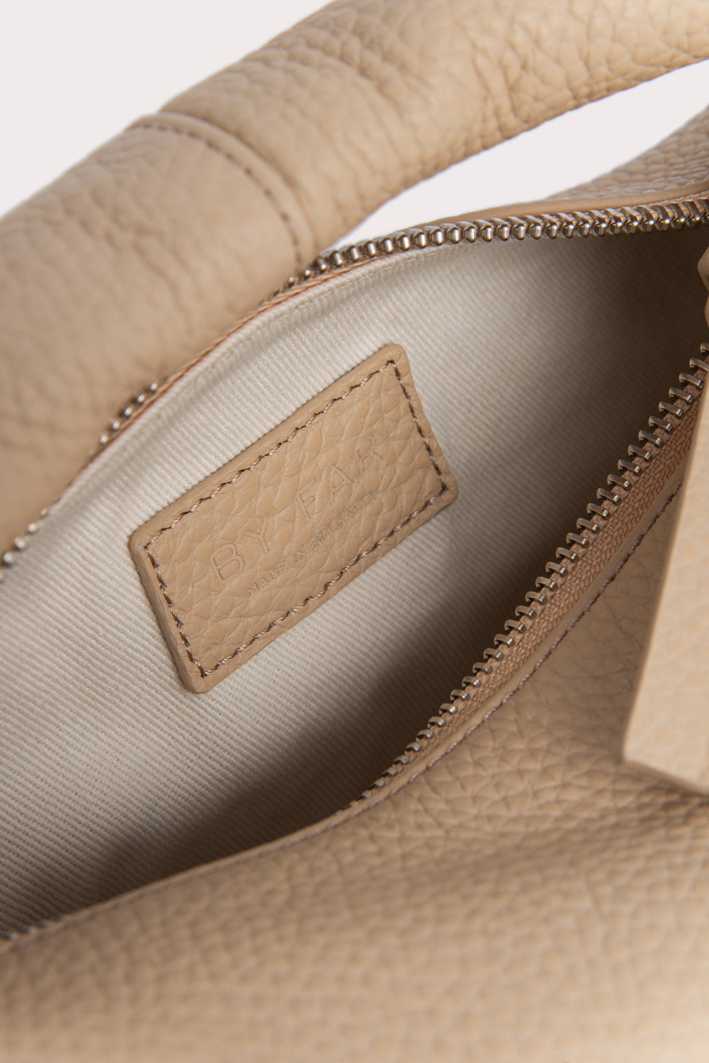 Baby Cush Kraft Flat Grain Leather - 8