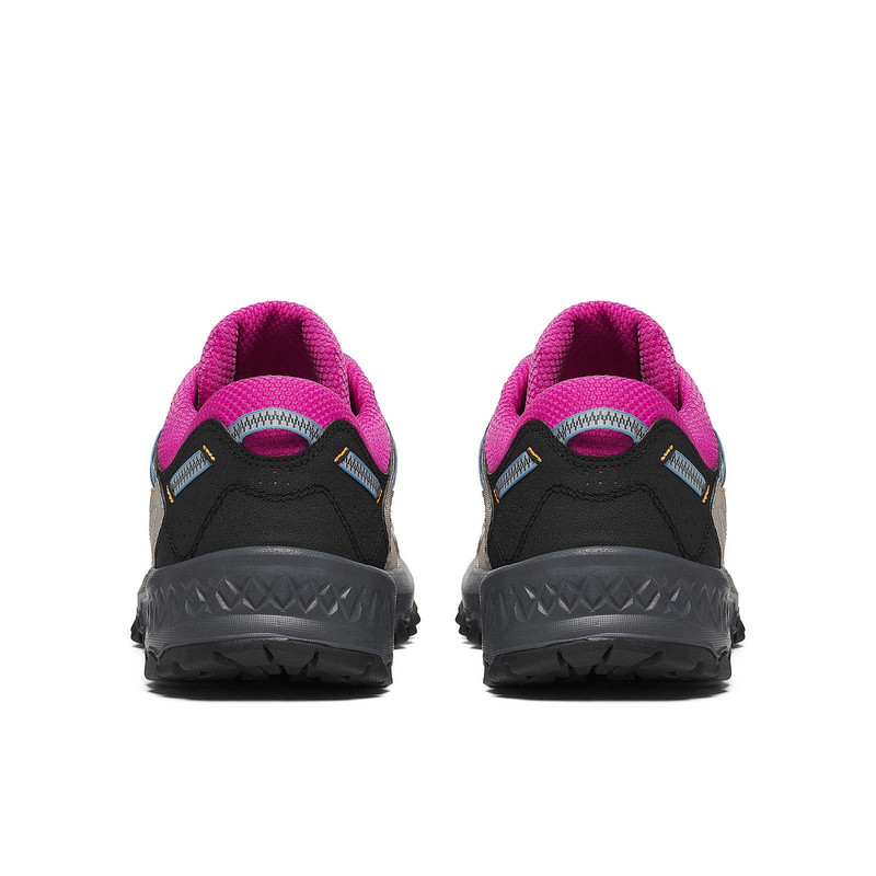Saucony Grid Peak outlook