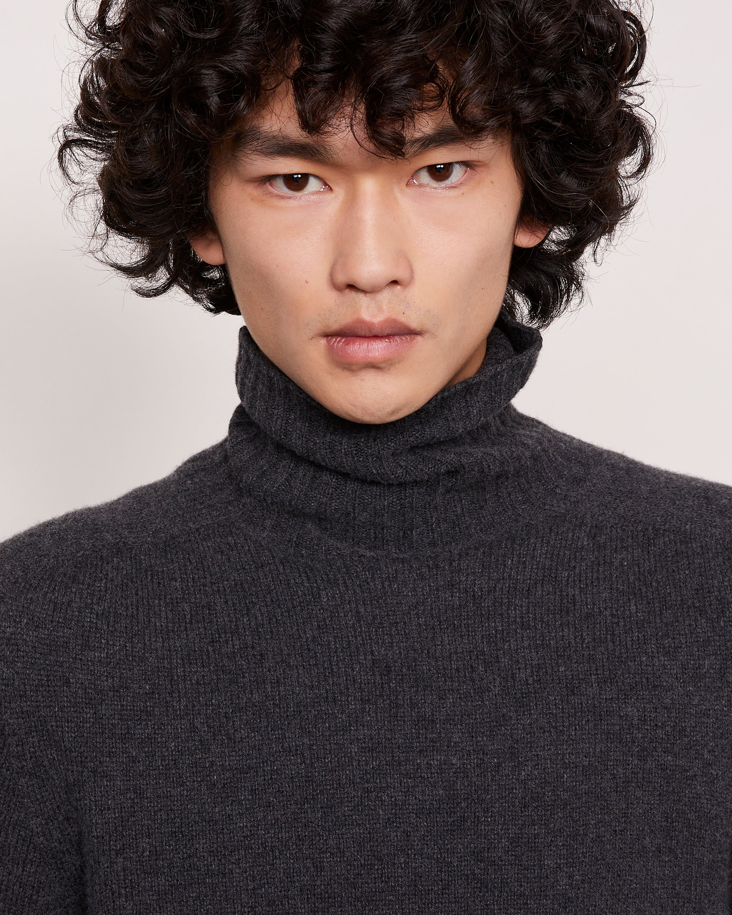 SEAMLESS SWEATER - 4
