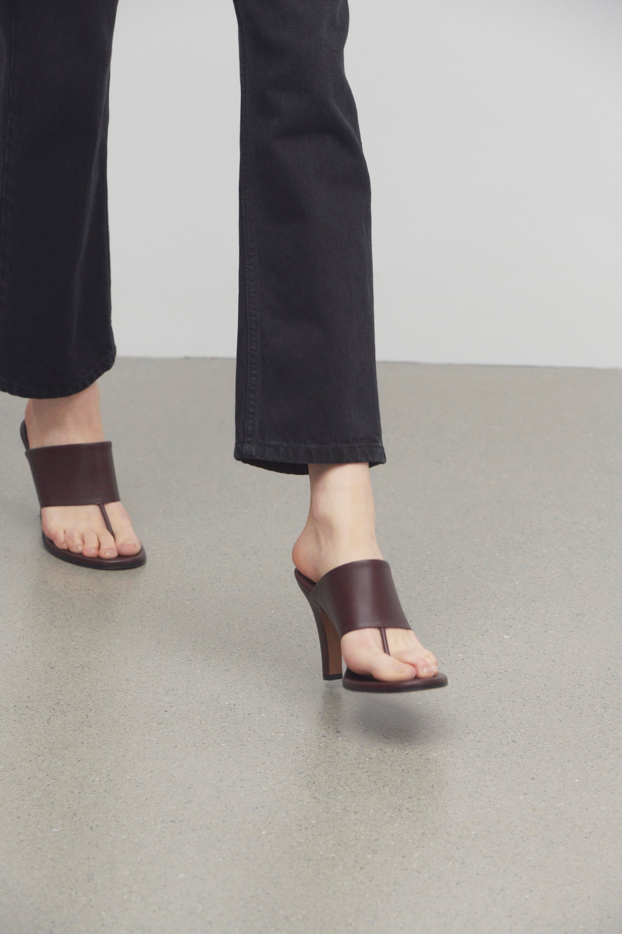 Signum Heeled Sandal in Leather - 4