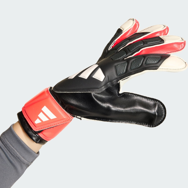Predator Training Junior Goalkeeper Glove 5