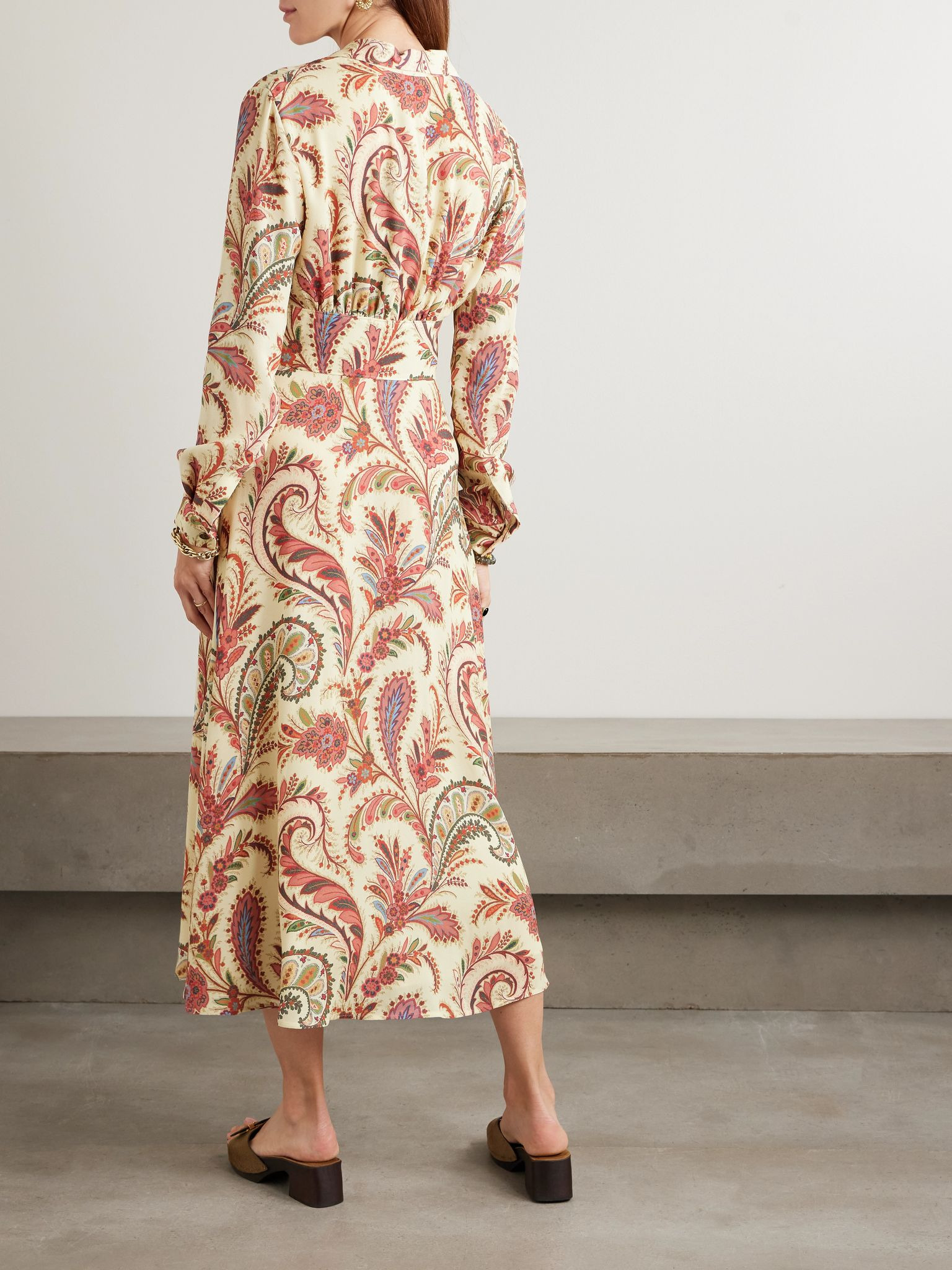 Gathered paisley-print crepe midi shirt dress Multi - 3