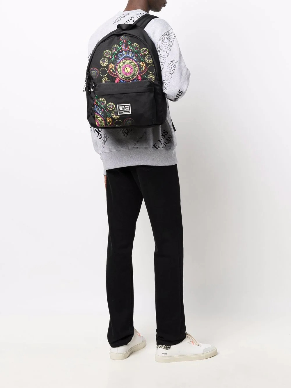 logo-print graphic backpack - 2