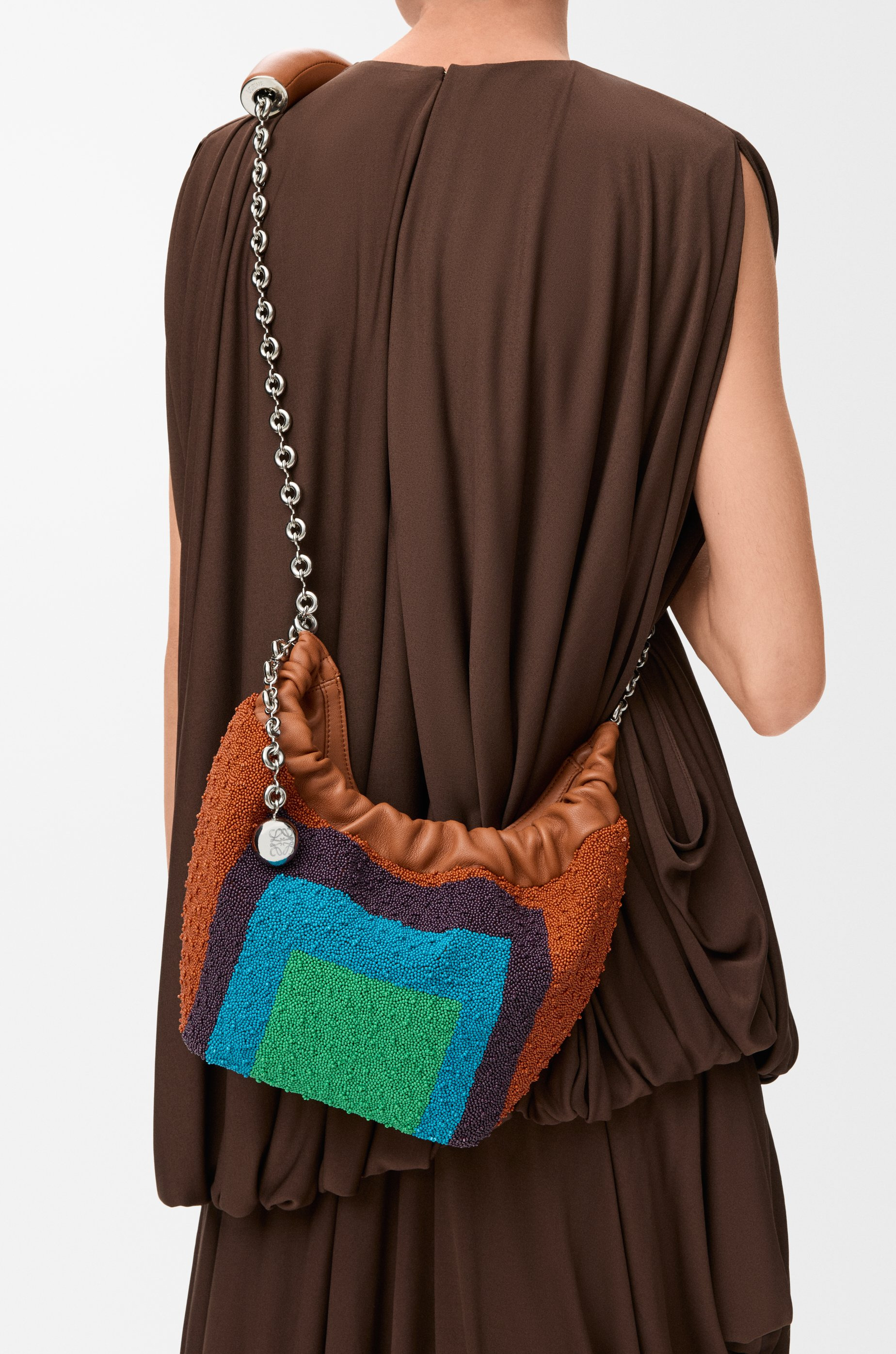 Mini Squeeze bag in beaded leather - 3