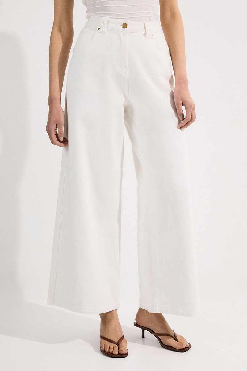 Denim Soft Wash Relaxed Straight Leg Jean 3