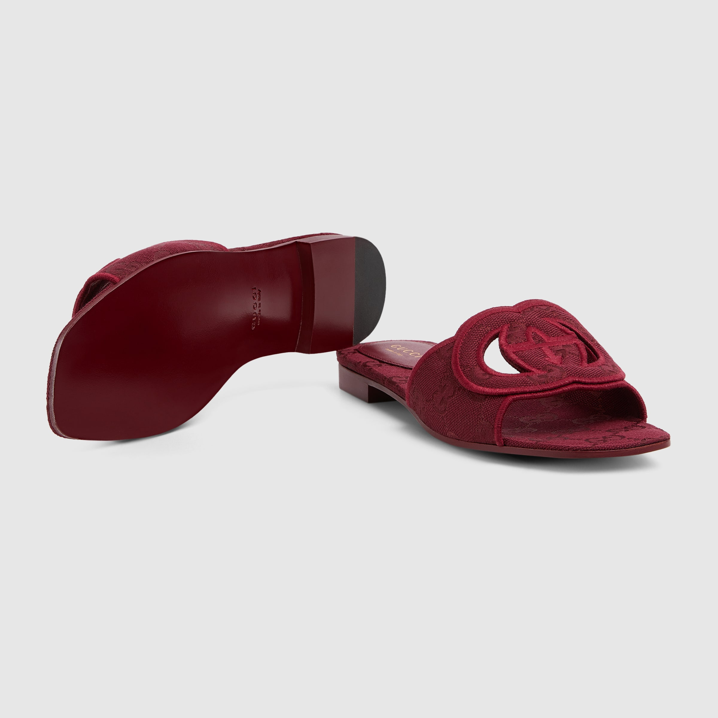 Women's Interlocking G slide sandal - 6