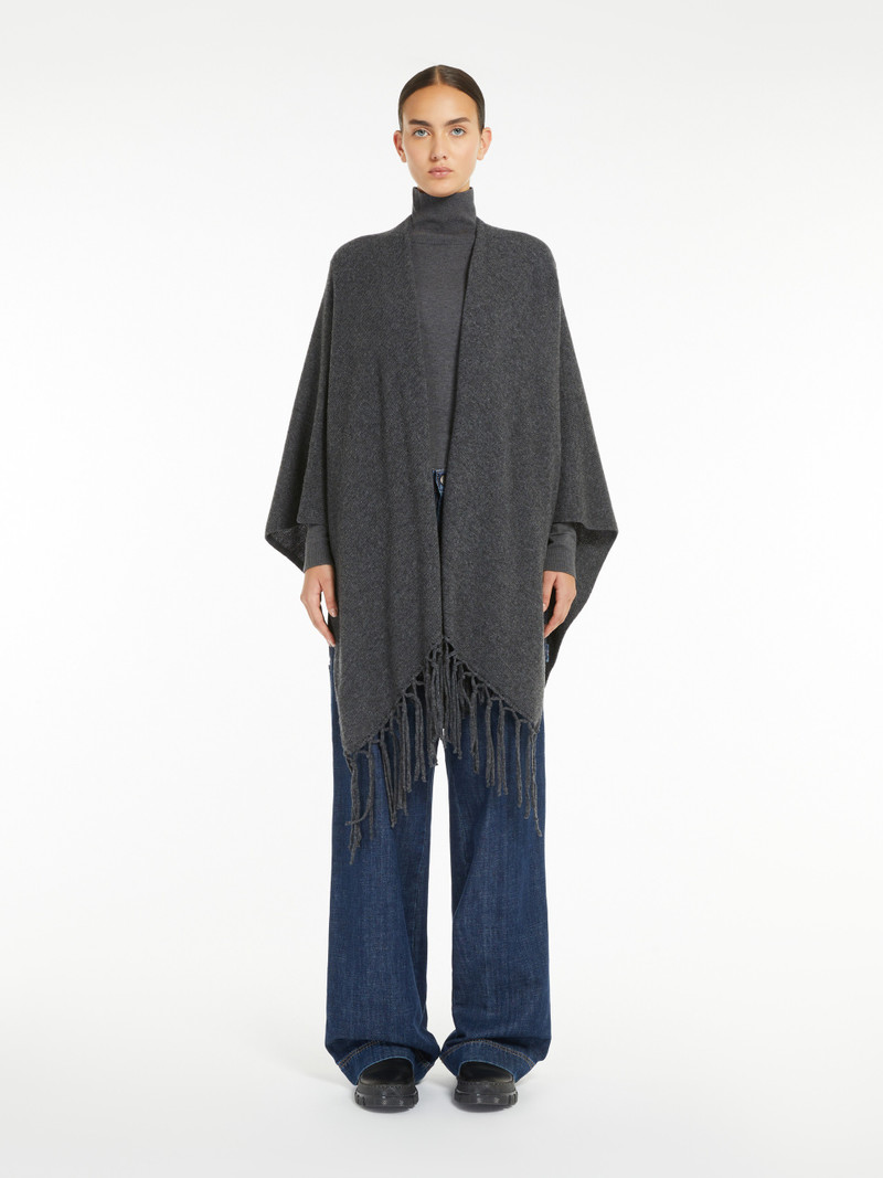 POMPOSA Pure wool poncho 3