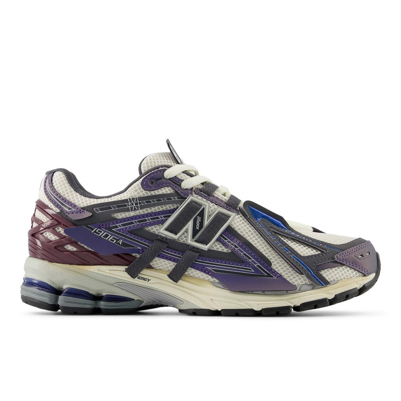 Unisex 1906A Sneakers - 1