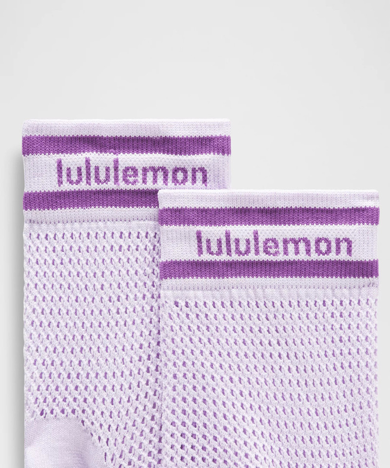 lululemon Unisex Open Knit Quarter Socks outlook