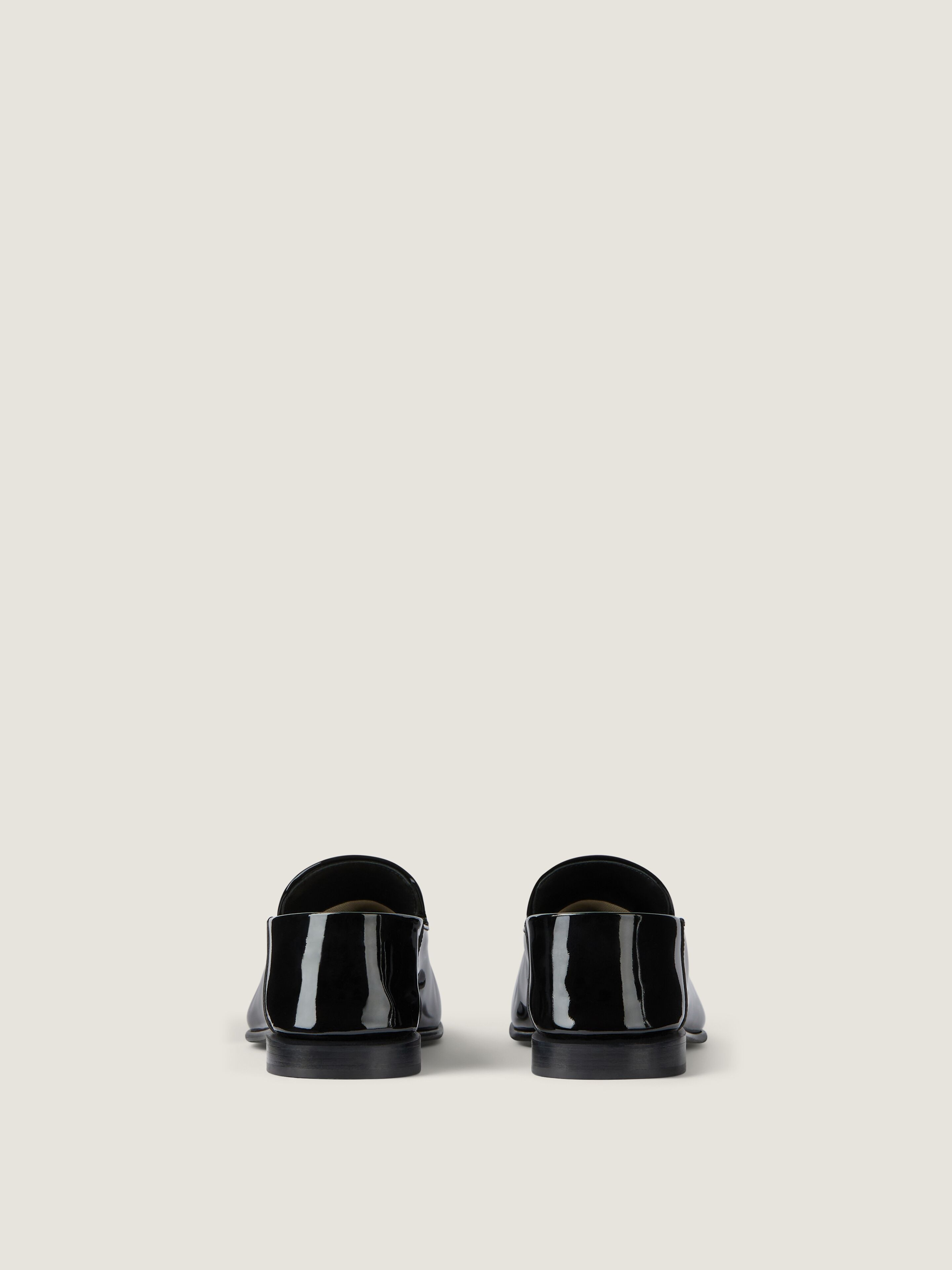 LABEL LOAFERS IN PATENT LEATHER - 6