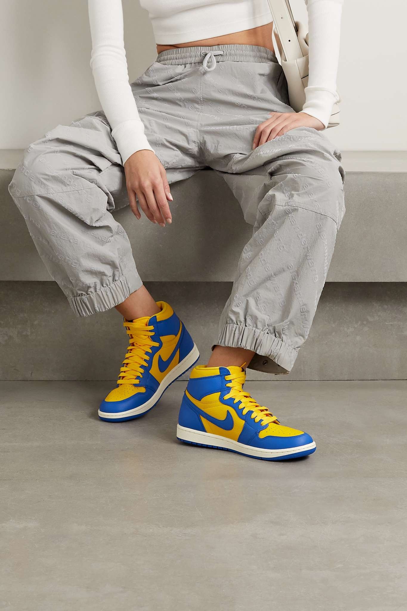 Air Jordan 1 Retro leather high-top sneakers - 2