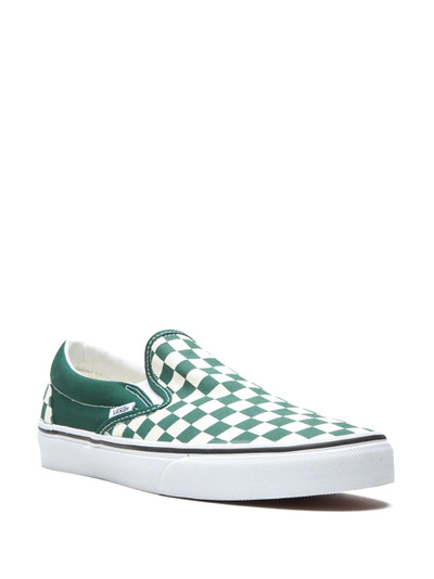 Vans Classic slip-on sneakers outlook