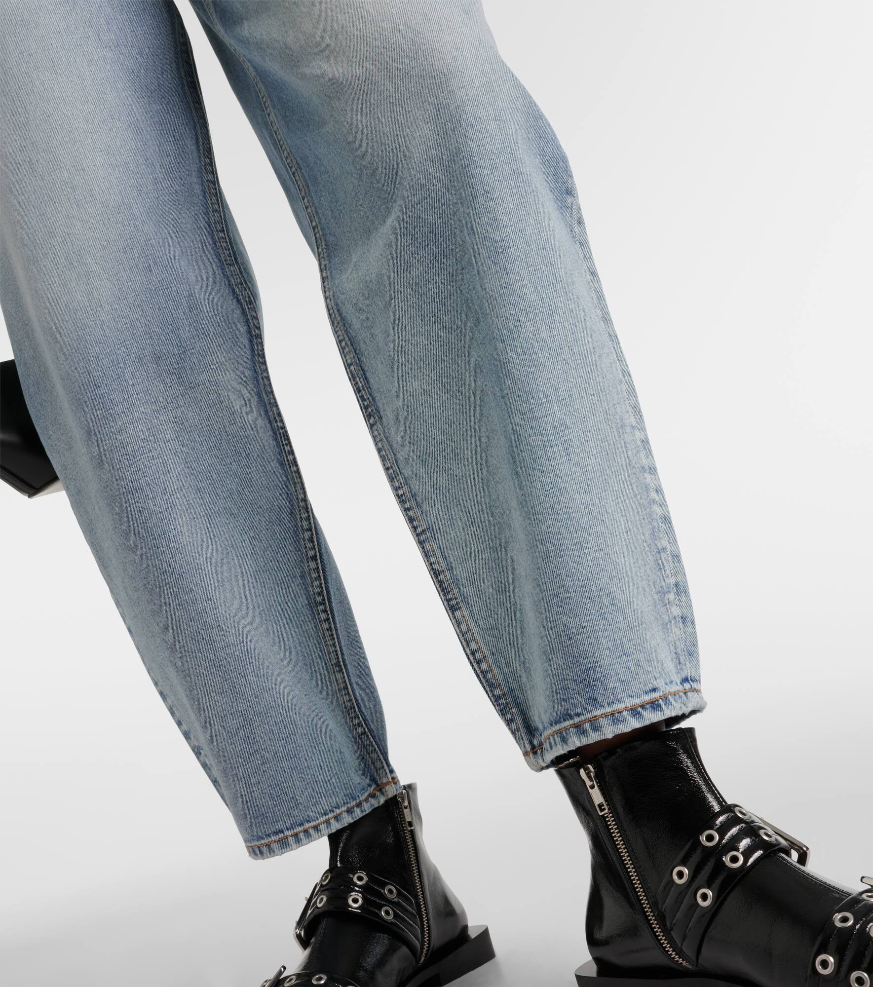 High-rise barrel-leg jeans - 5