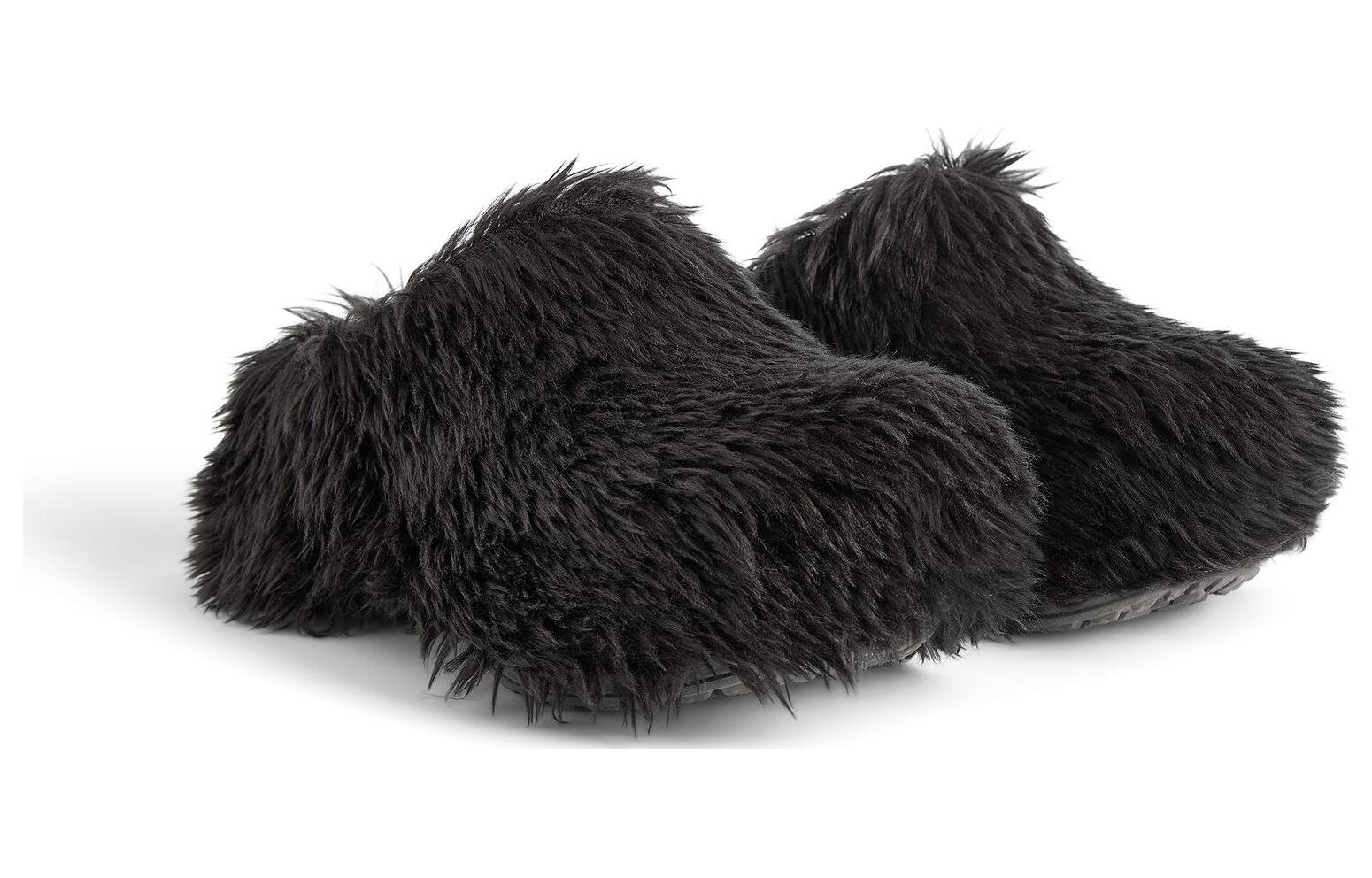BALENCIAGA (WMNS) Balenciaga Crocs Mules 'Black Fake Fur on