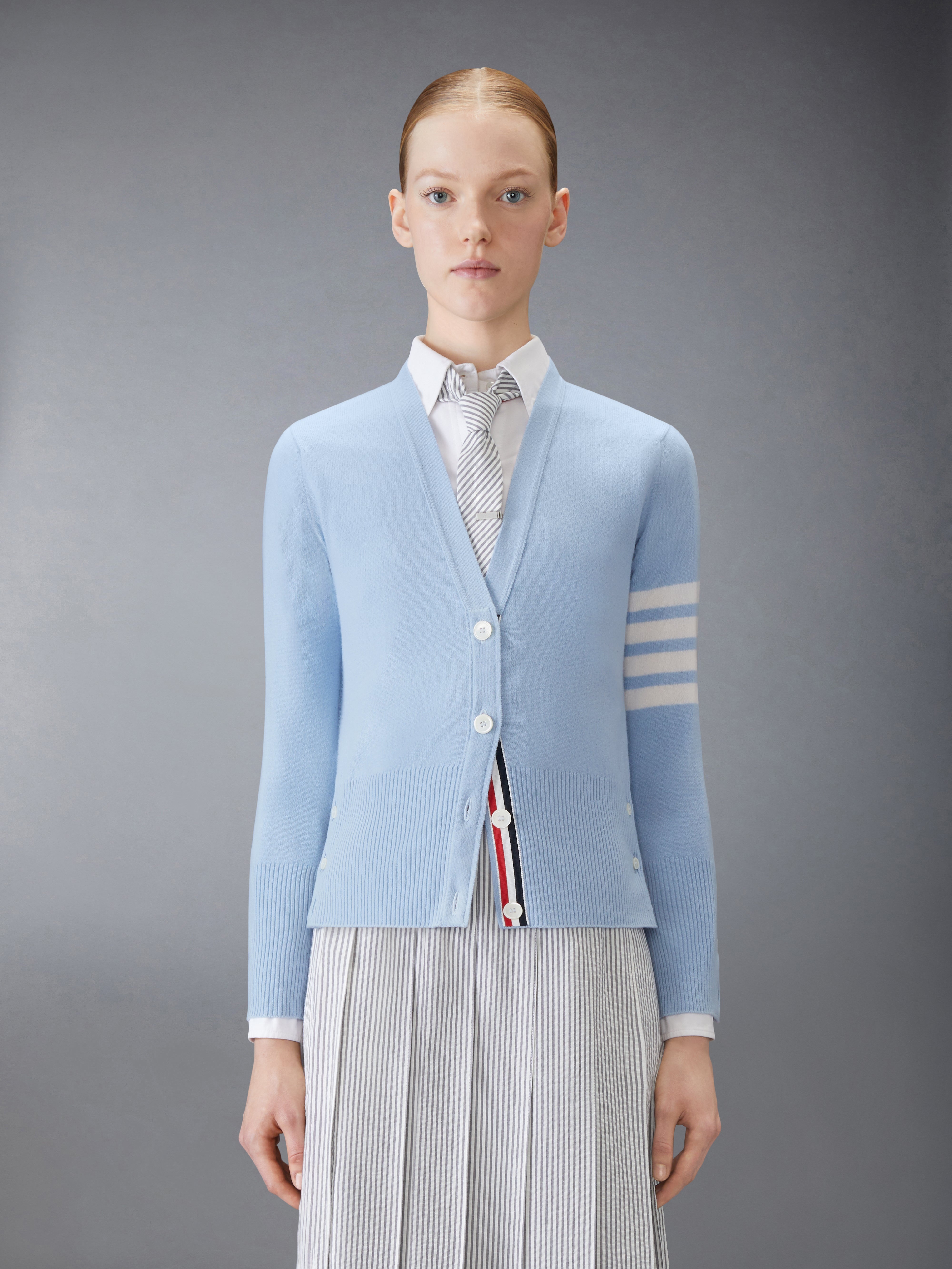 CLASSIC CASHMERE 4-BAR V-NECK CARDIGAN - 2