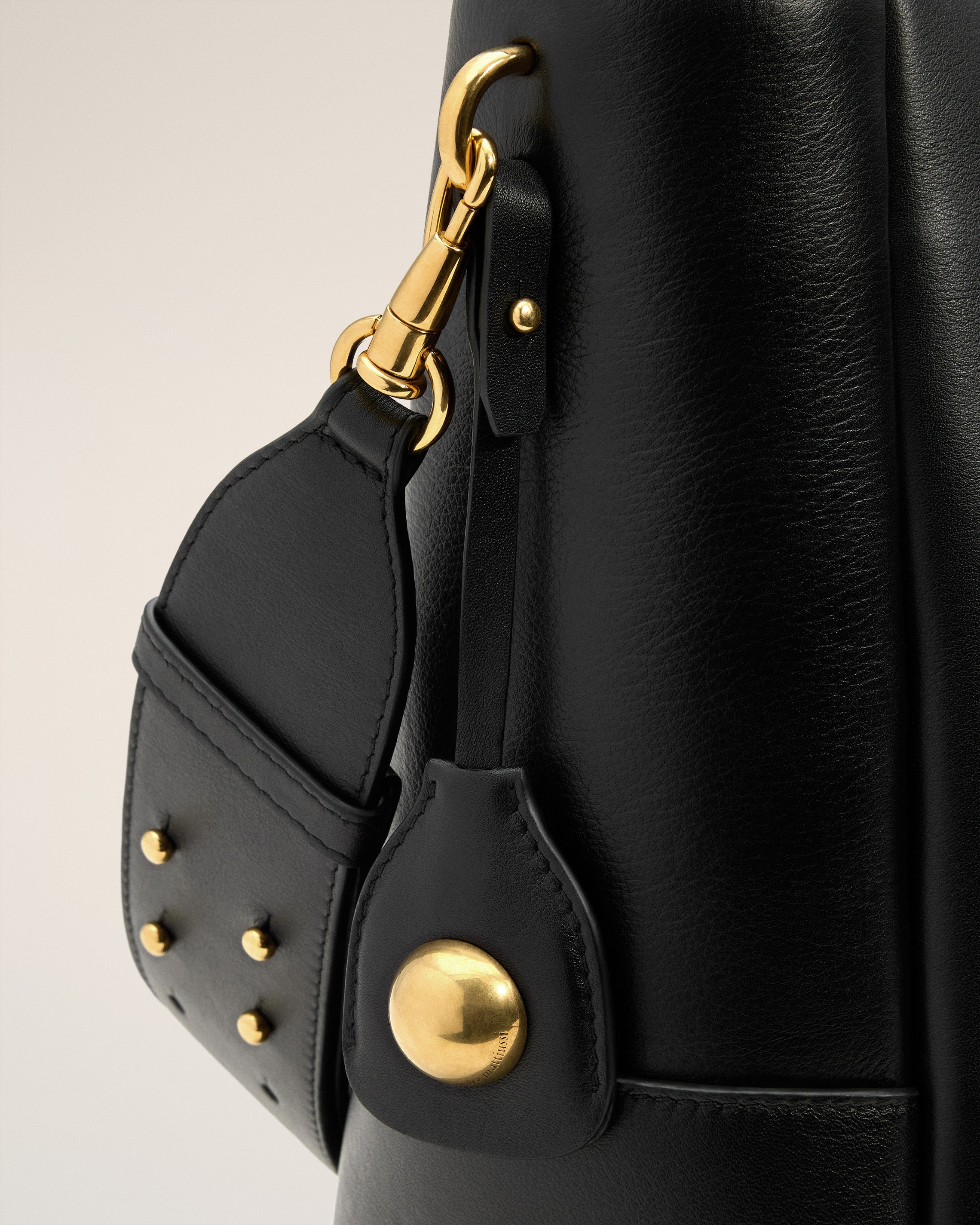BLACK SMOOTH LEATHER CARROUSEL BUCKET BAG - 6