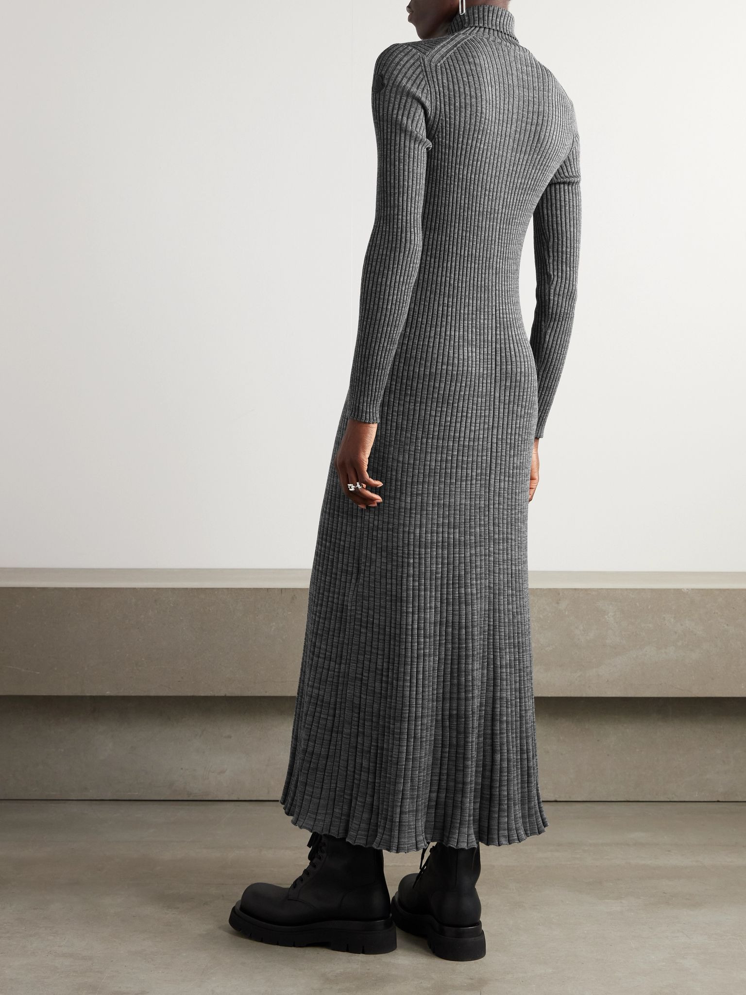 Ribbed wool turleneck midi dress Gray - 4