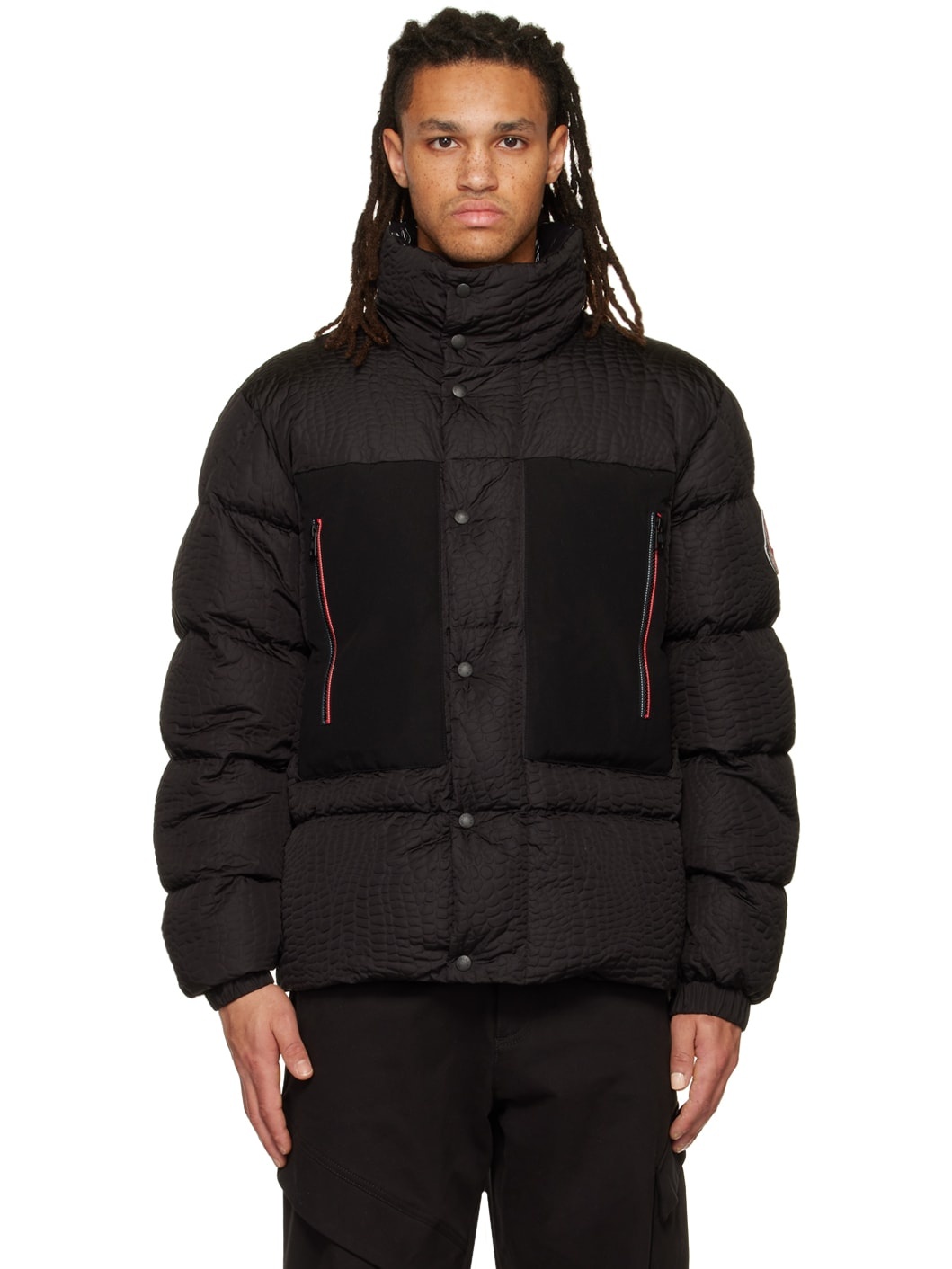 Moncler Moncler 1952 Black Gorunma Short Down Jacket ssense