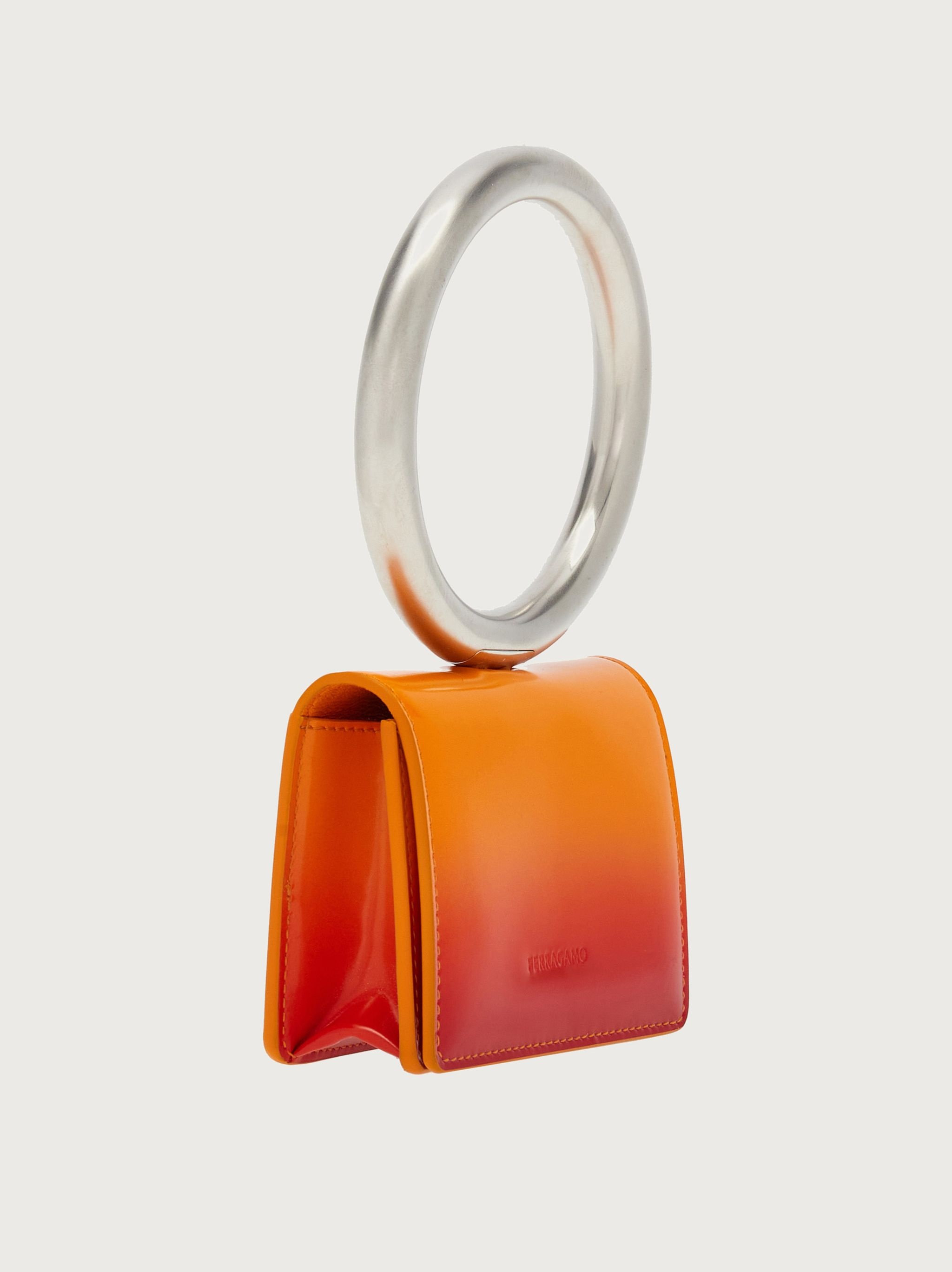 Micro pouch with airbrushing - 2
