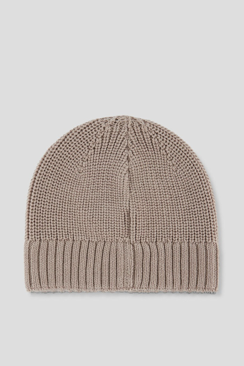 Perth Knitted hat in Beige 3