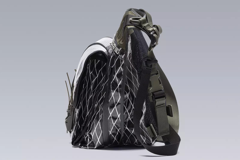 3A-1-MULTI Interops Einsatztasche Black/Olive 7