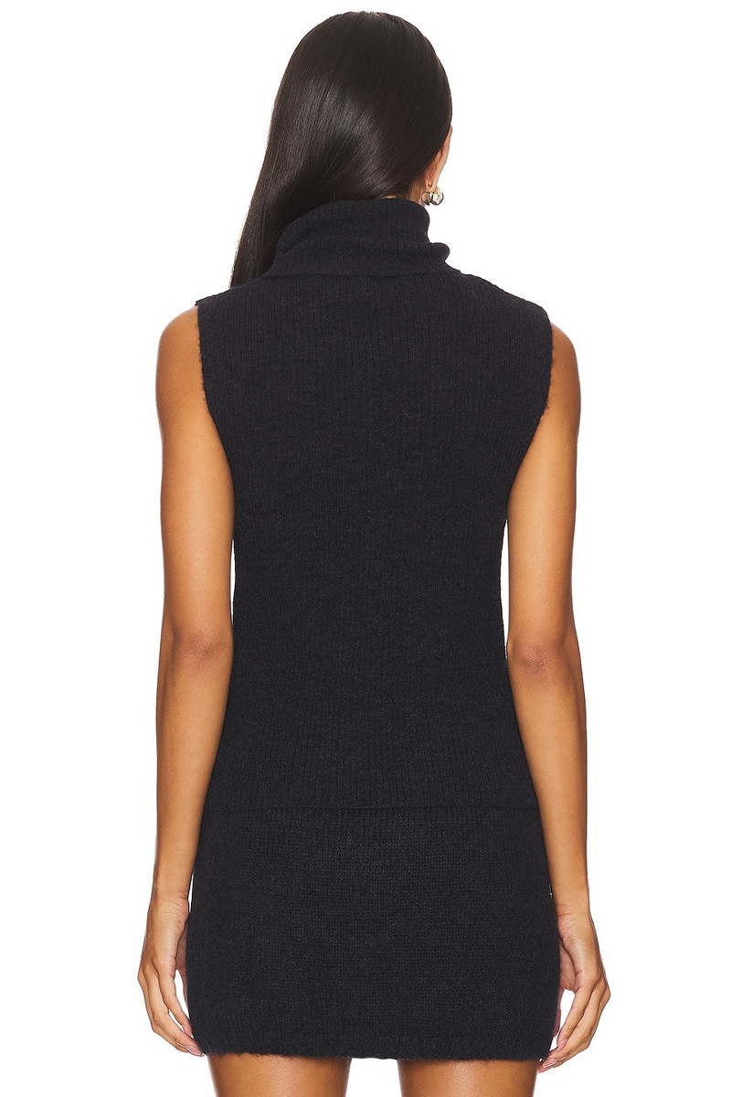 VAILLANT Turtleneck Vest outlook