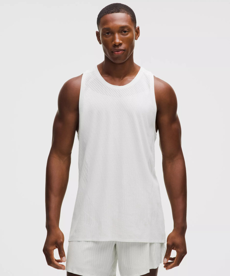 Fast and Free Airflow Running Tank Top 1