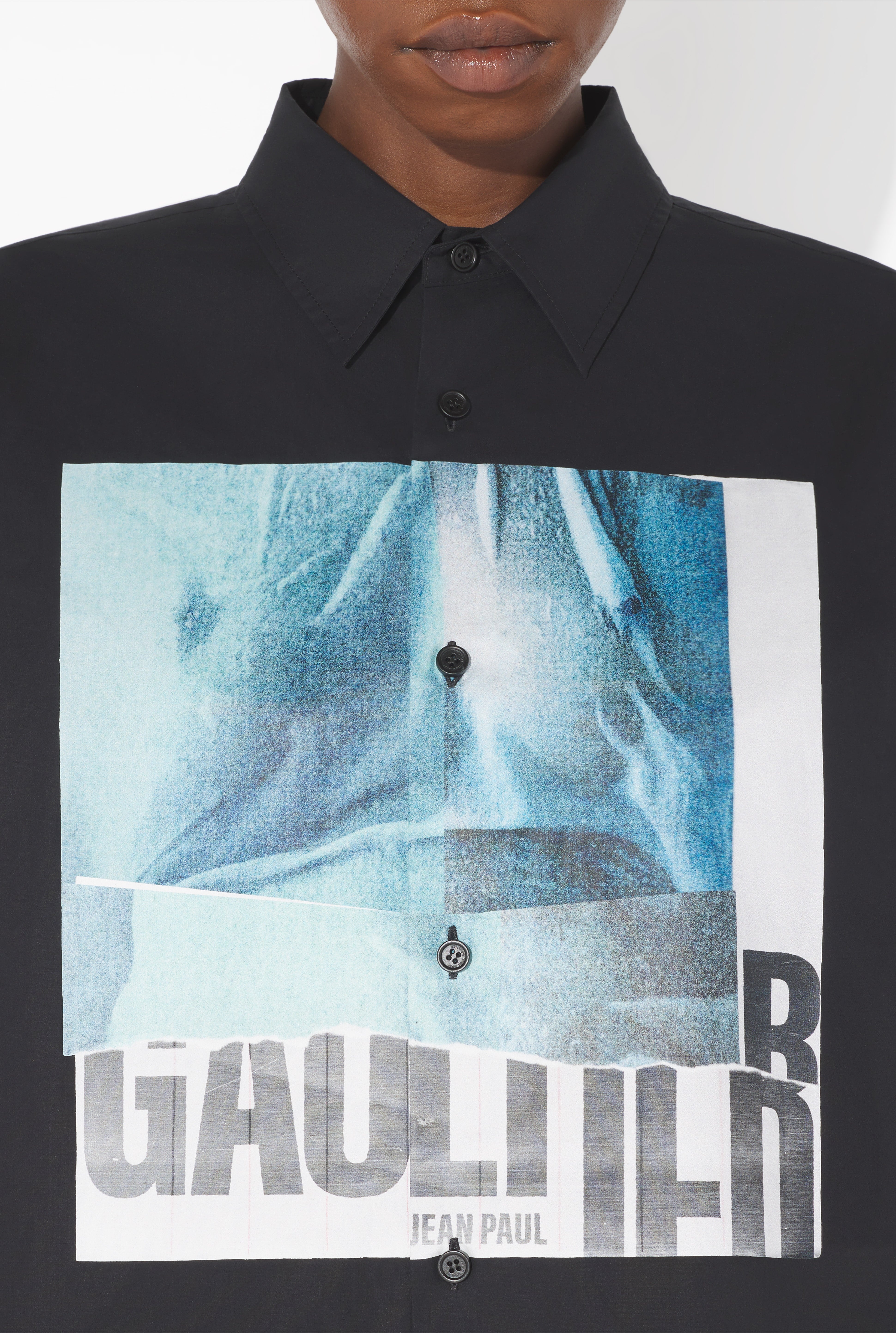 THE BLACK OVERSIZED WATER SHIRT - 4