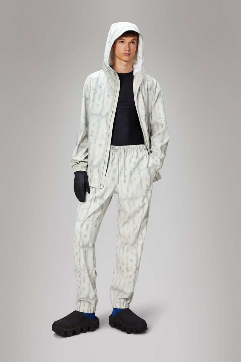 Storm Breaker Spray 4