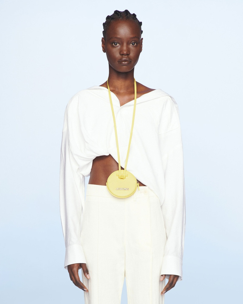 JACQUEMUS Le Pitchou outlook
