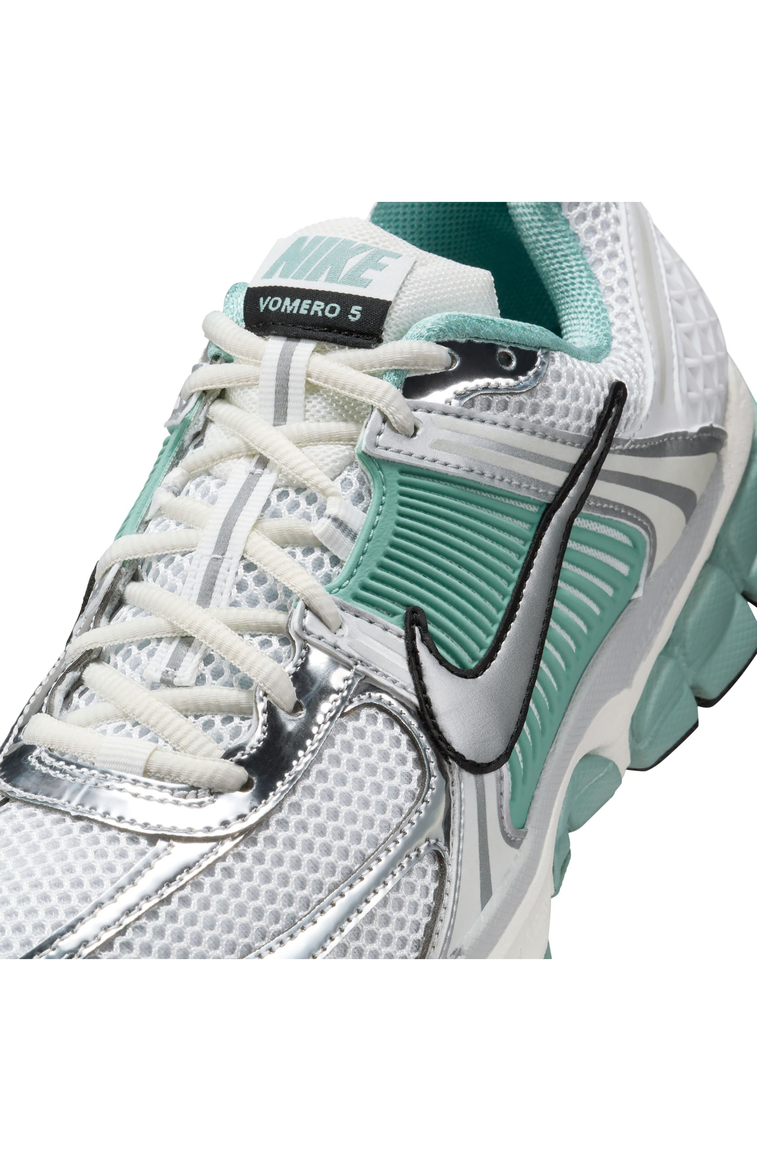 Nike Zoom Vomero 5 Sneaker in Summit White/Silver/Grey at Nordstrom - 7
