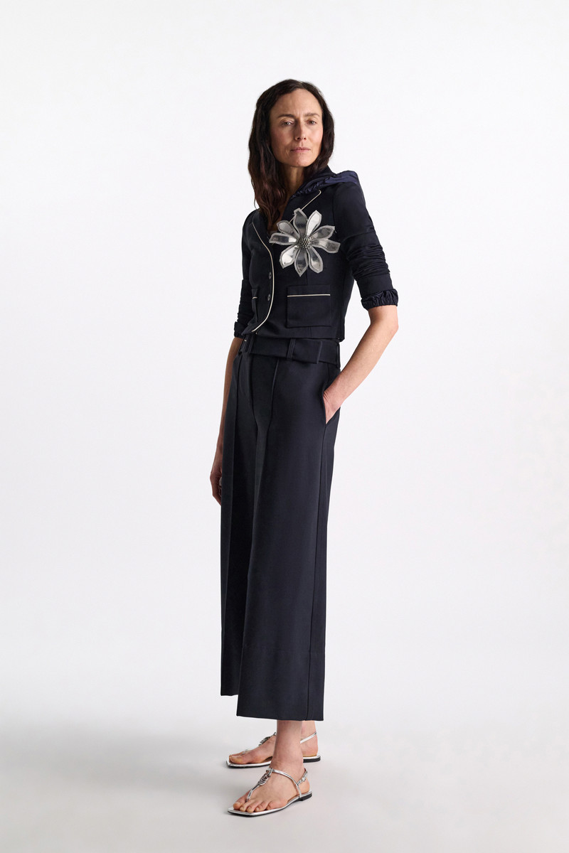 DOROTHEE SCHUMACHER FLOWER STATEMENT brooch outlook