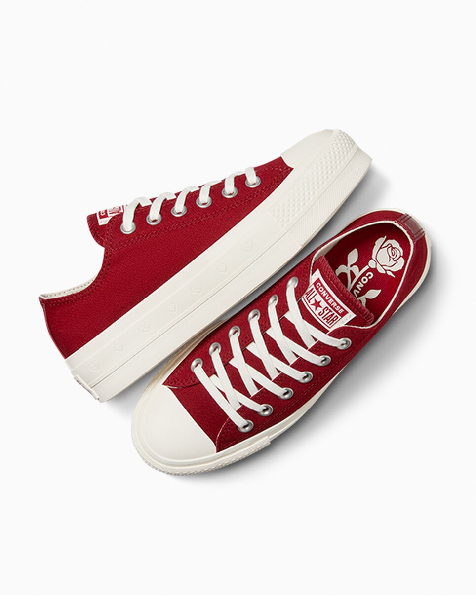 Chuck Taylor All Star Lift Platform Hearts - 6