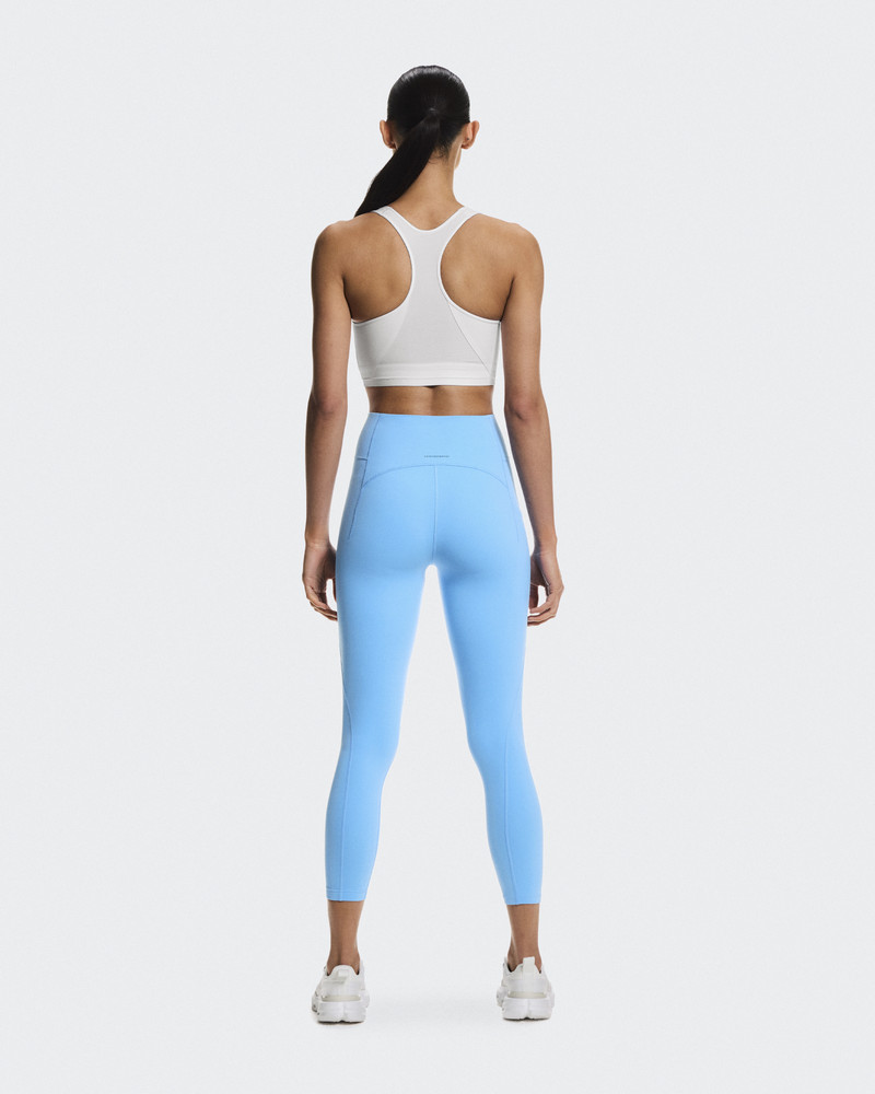 On Studio Tights 7/8 outlook