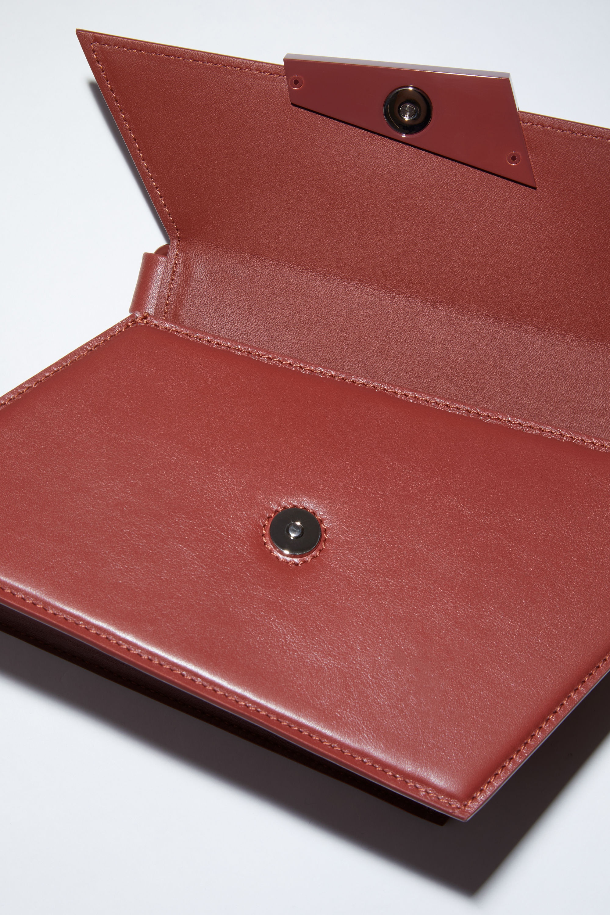 Distortion mini bag - Cognac brown - 6