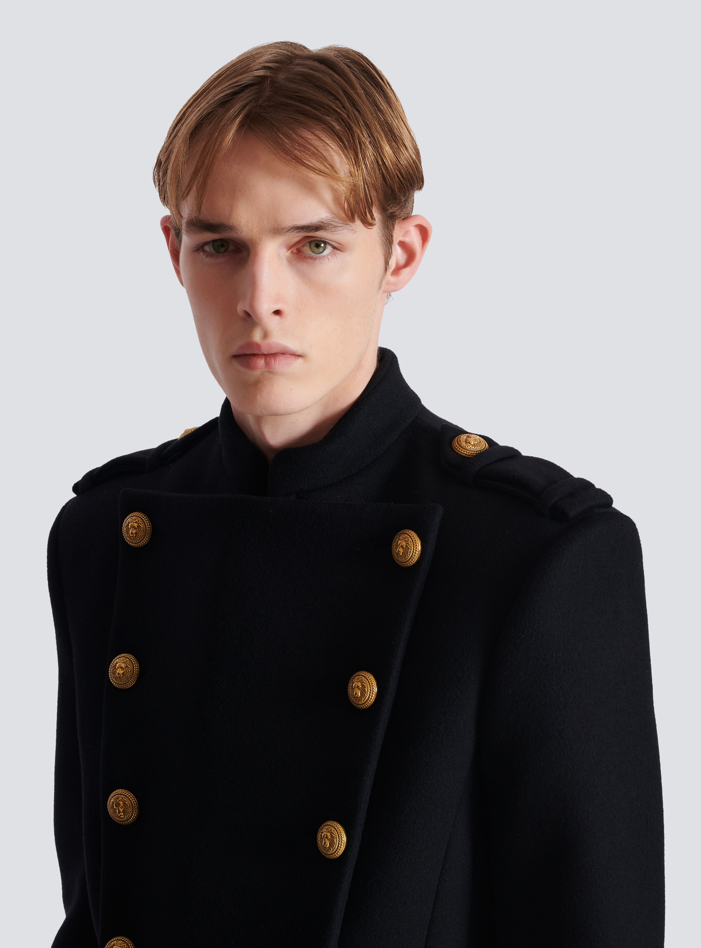 Wool and cashmere coat with detachable bib front - 7